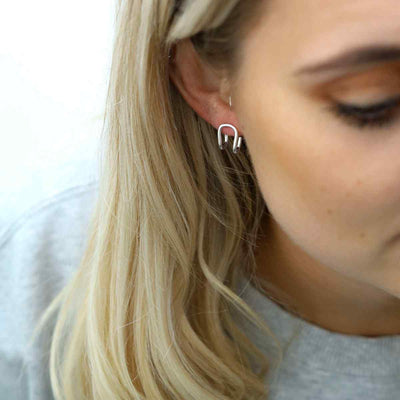 MD367 STERLING SILVER SADDLE STUDS MODEL 1