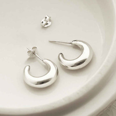 MG002S STERLING SILVER SMALL BOLD HOOP STUD EARRINGS 1