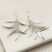 MG0015 STERLING SILVER TROPICAL DANGLY EARRINGS 5