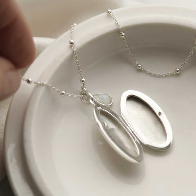 MC154 STERLING SILVER OVAL LOCKET NECKLACE ZIRCONIA MOONSTONE OPEN 3