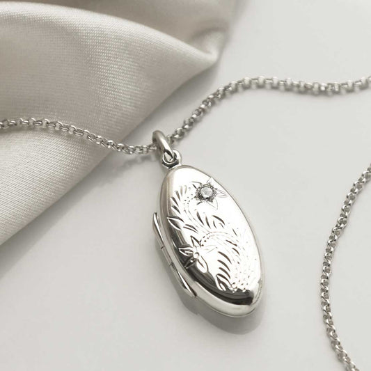 MC154 STERLING SILVER OVAL LOCKET NECKLACE ZIRCONIA 4