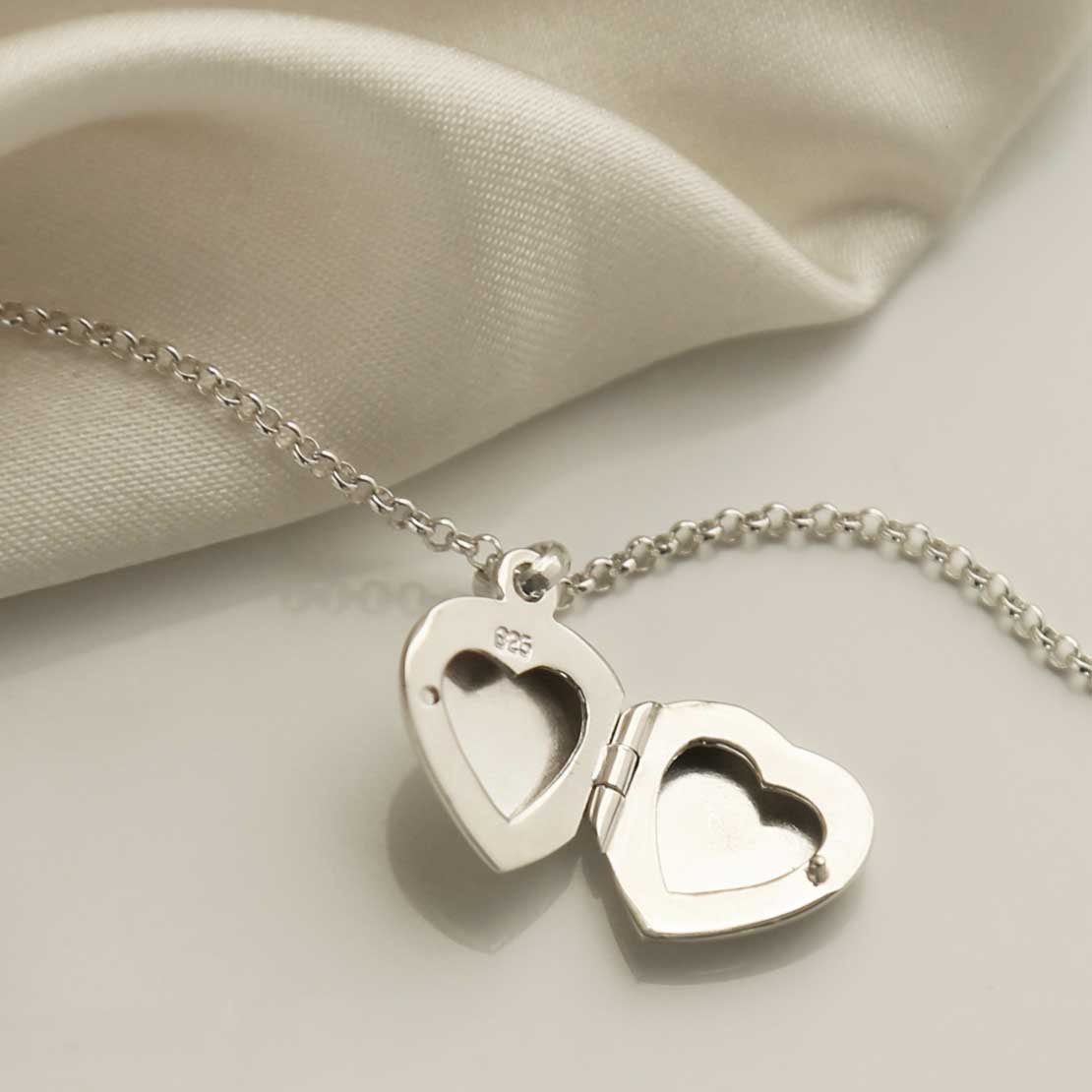 Sterling Silver Sweet Heart Locket