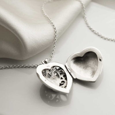 MC151 STERLING SILVER VINTAGE HEART LOCKET NECKLACE OPEN 1