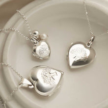 MR1101 STERLING SILVER BIG TREE HEART LOCKET NECKLACE GROUP SHOT 1
