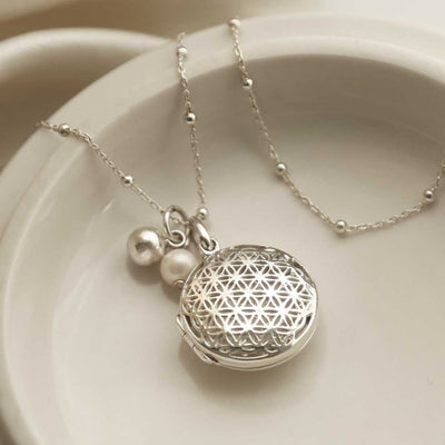 MC244 STERLING SILVER FILIGREE ROUND LOCKET NECKLACE PEARL 1