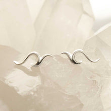 MS1227S STERLING SILVER TRIBAL FLAME STUDS
