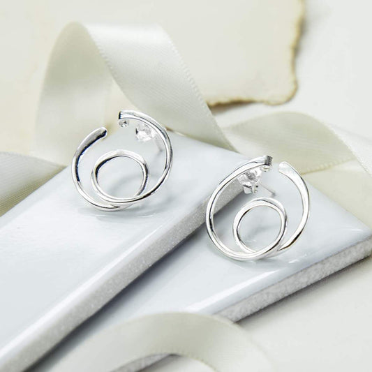 MB142 STERLINGSILVERLOOPSSTUDEARRINGS 001