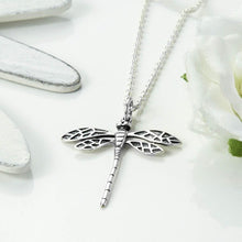MC160P SILVERDRAGONFLYNECKLACE 003