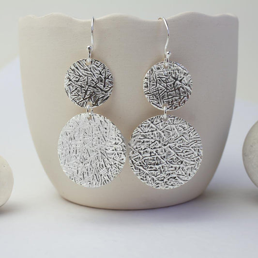 round earrings 1000x1000