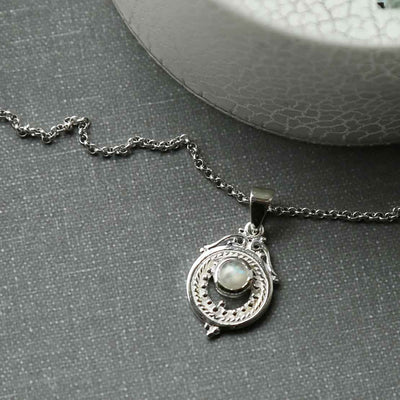 MZB114PS MS STERLING SILVER MOONSTONE VICTORIAN NECKLACE POLISHED 2
