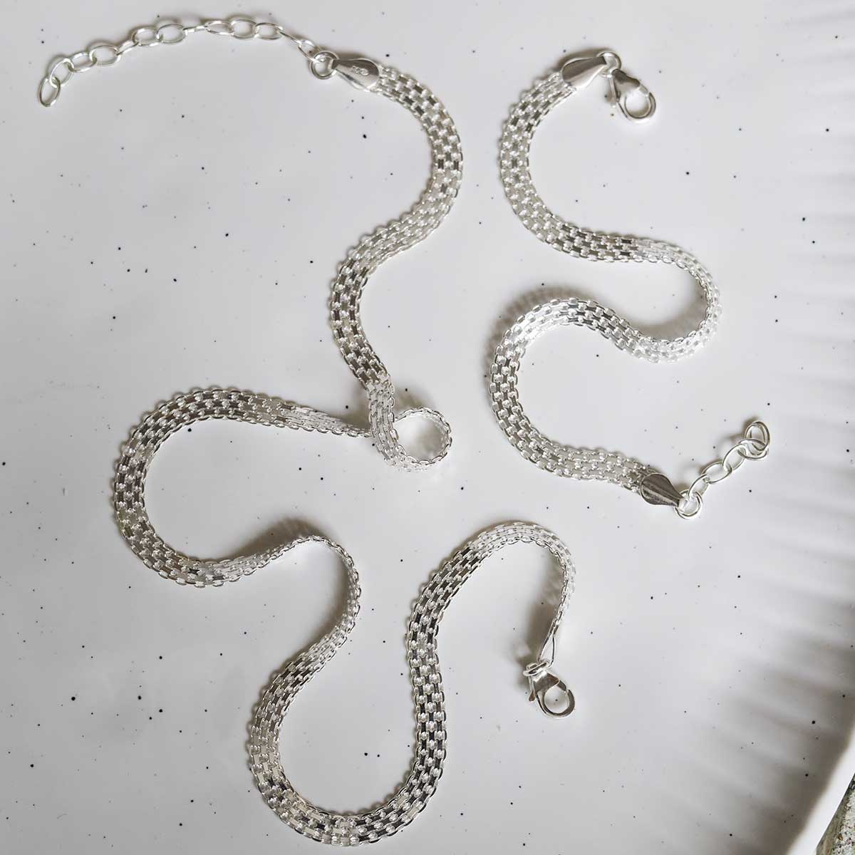 Sterling Silver Slinky Necklace