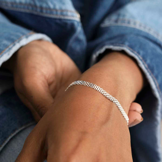 MV1342B STERLING SILVER SLINKY BRACELET MODEL