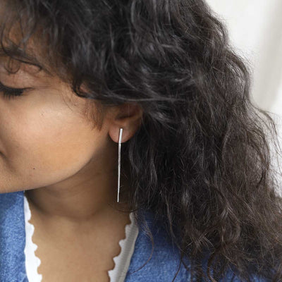 ME529 STERLING SILVER DOUBLE BOX CHAIN EARRINGS MODEL min