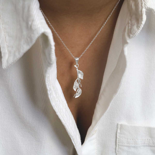 MB059P STERLING SILVER LEAVES NECKLACE MODEL min