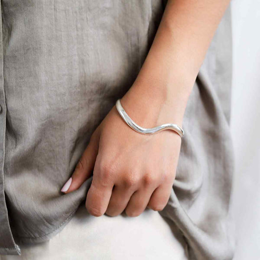 MR1113 STERLING SILVER WAVE CUFF BANGLE MODEL