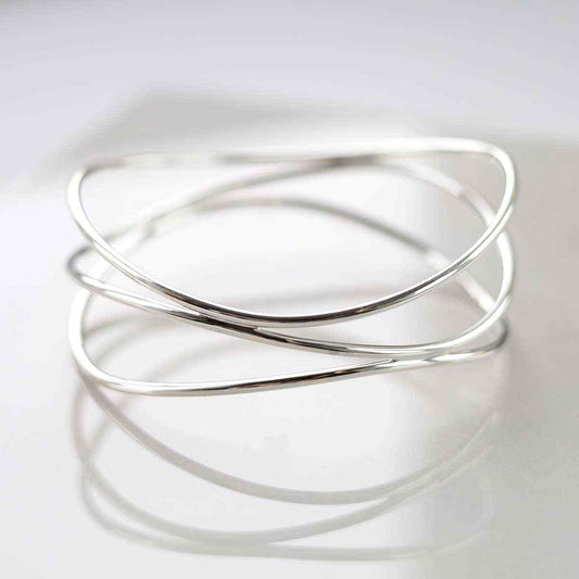 MP01 STERLING SILVER WIRE BANGLE 3