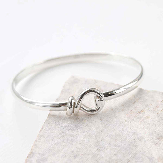 MP04 STERLING SILVER KNOT BANGLE 3
