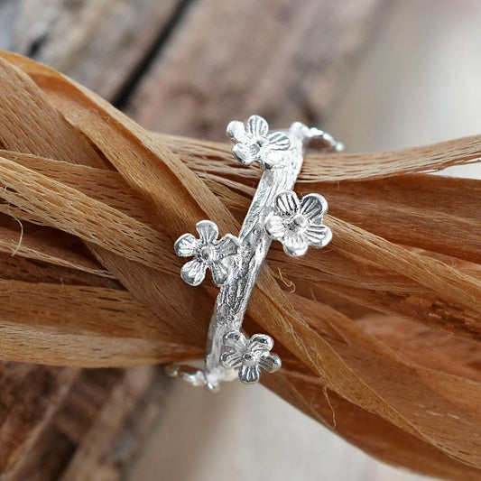 MB112R STERLINGSILVERDELICATEFORGETMENOTRING 002