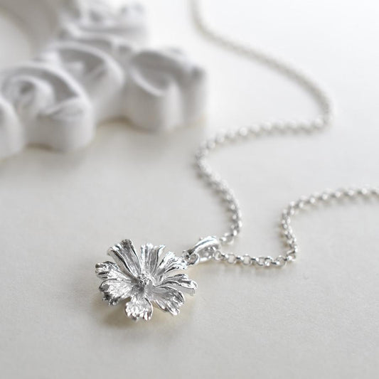 flower necklace