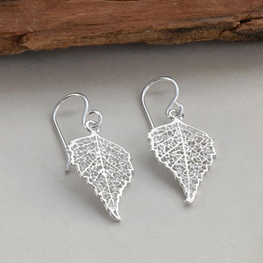 SMALL LEAF EARRINGS 900x900