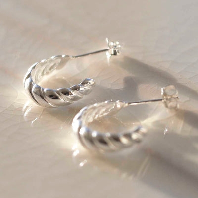ML785 Sterling Silver Braided Hoop Stud Earrings 1