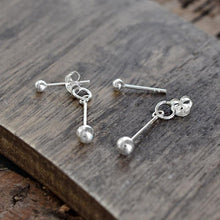 12 dangly dot earring   Copy