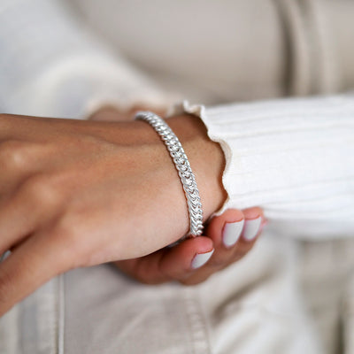 MV1343B STERLING SILVER ROUND CURB BRACELET MODEL