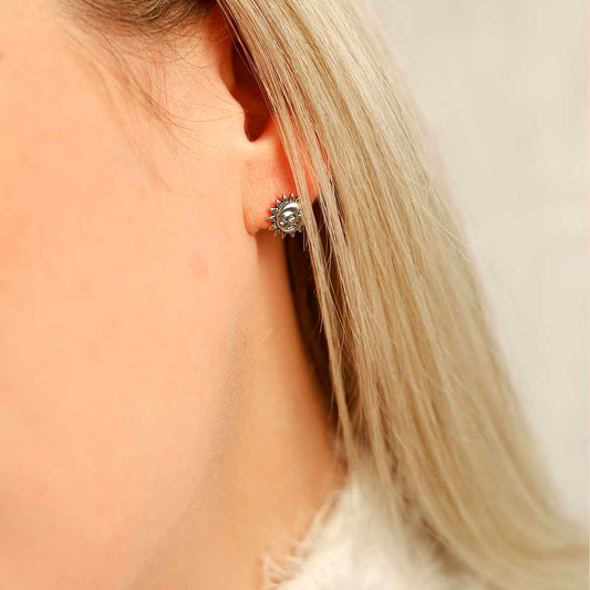 ML772 Sterling Silver Sun and Moon Stud Earrings Mode