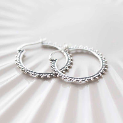 ML804 Sterling Silver Large Circle Detail Hoops 2
