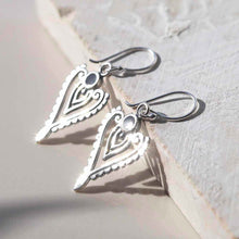 ML782O Sterling Silver Onyx Arrow Earrings 3
