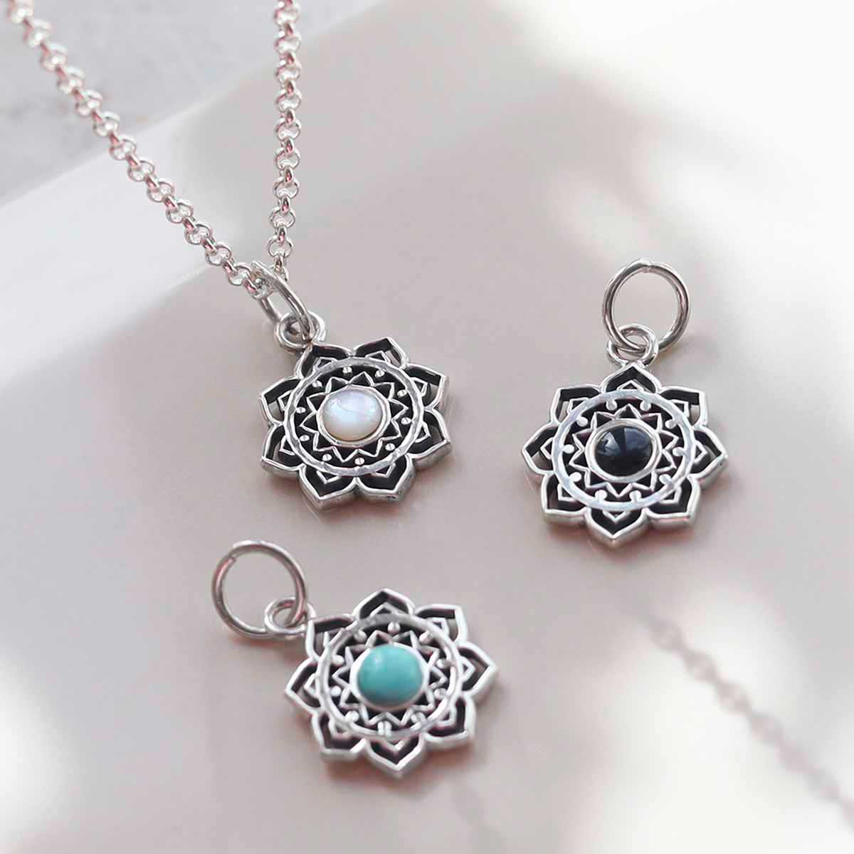 Sterling Silver Mother of Pearl Moroccan Flower Necklace