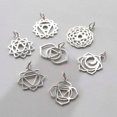 ML813 ML814 ML815 ML816 ML817 ML818 ML819 Large Chakra pendant Group