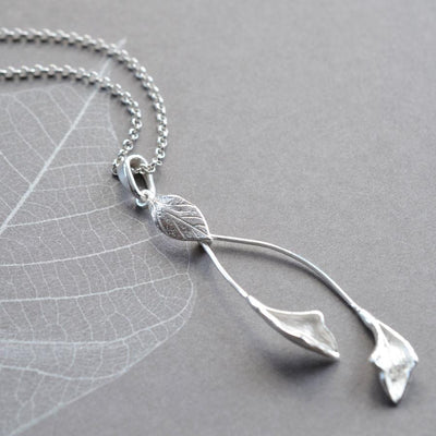 MJ0312N Silver Falling Leaves Necklace 1
