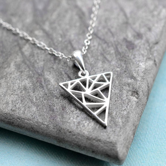MJ0304N Silver Geometric Triangle Necklace b51326d7 ab36 47c9 ab00 9e3b3181e6f3