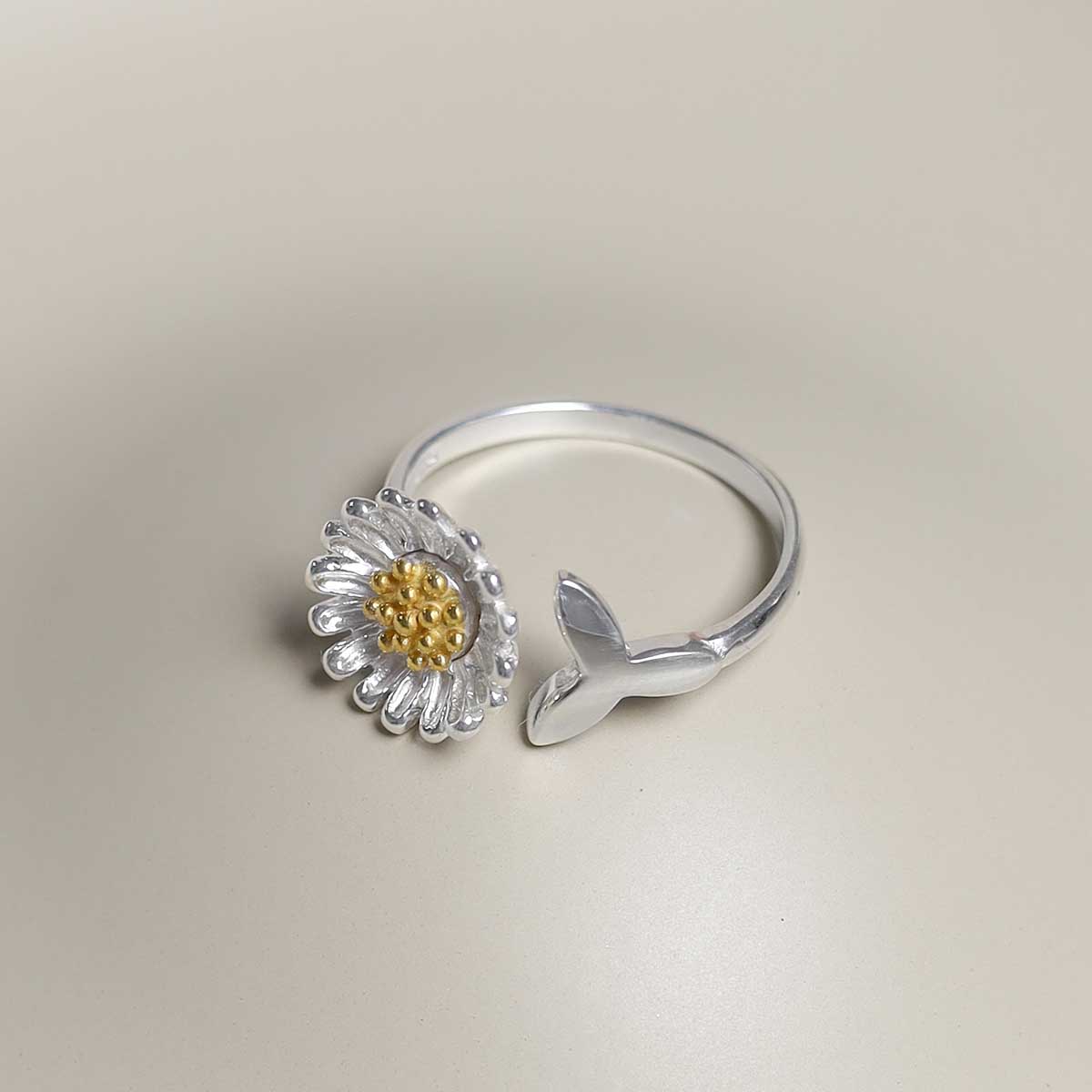 Sterling Silver Adjustable Daisy Fidget Ring