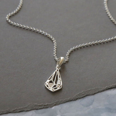 MF475PSterlingSilverArtDecoDiamondNecklace