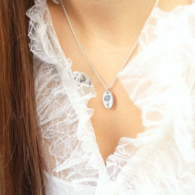 ML759 Sterling Silver April Birth Flower Necklace Model copy