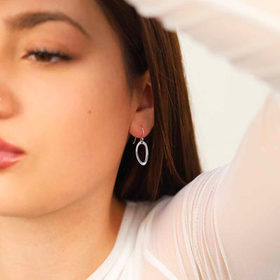 ML849L Sterling Silver Oval Ripple Earrings Model