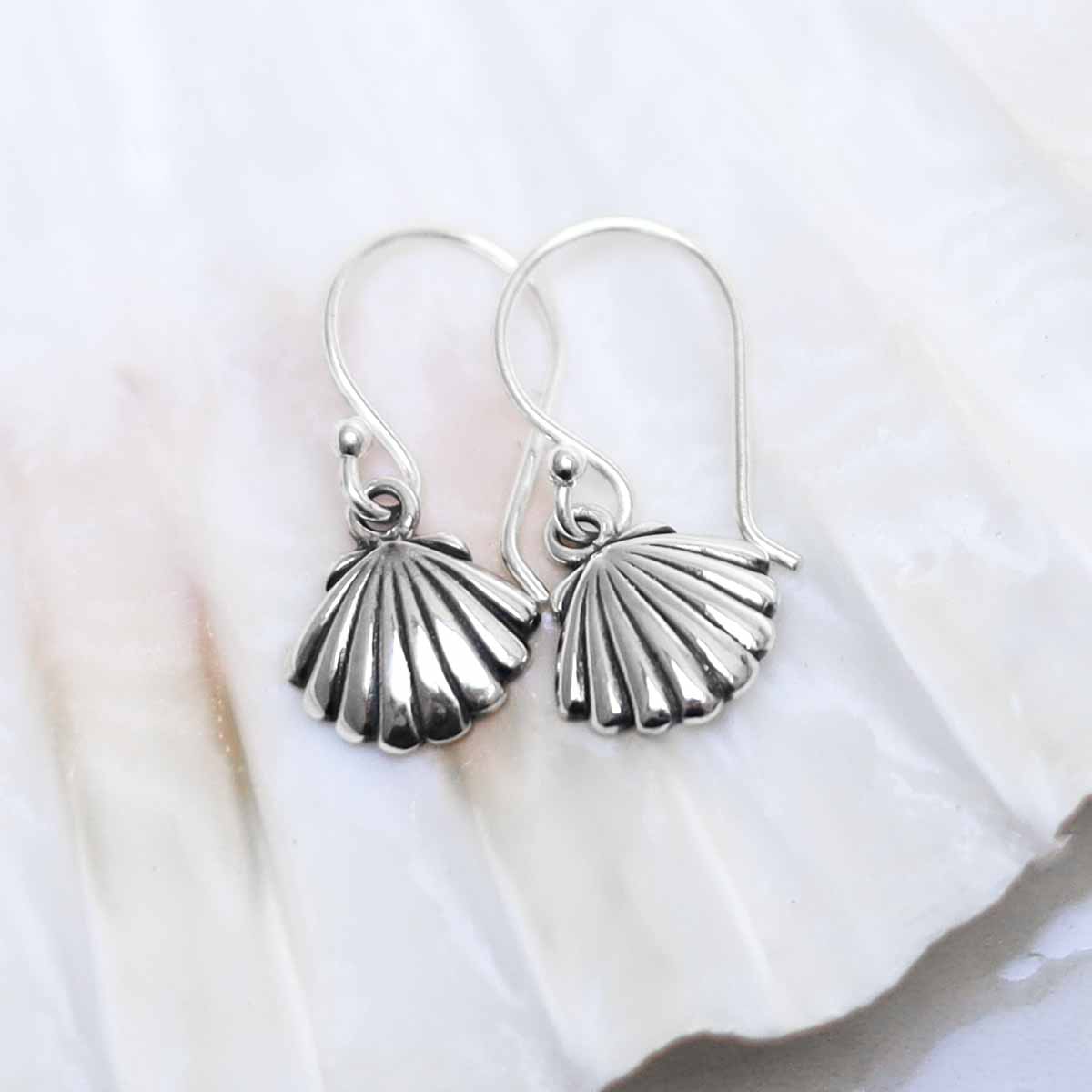 Sterling Silver Clam Shell Dangly Earrings