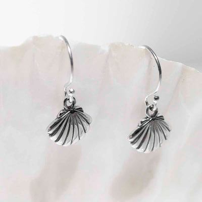ML997 Sterling Silver Clam Shell Dangly Earrings 4