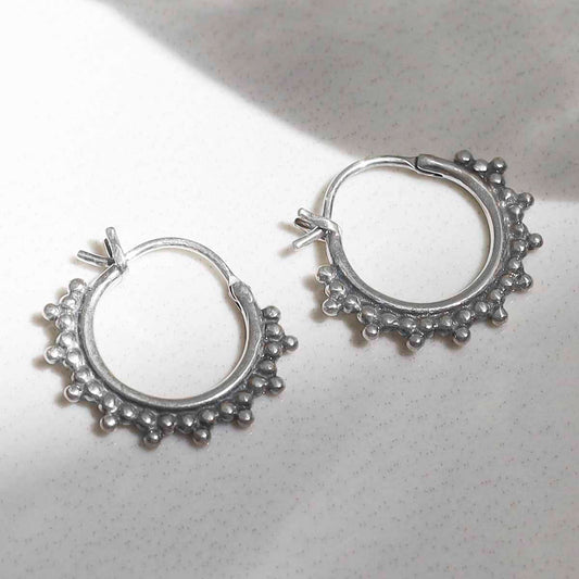 ML987 Sterling Silver Goddess Hoops 1