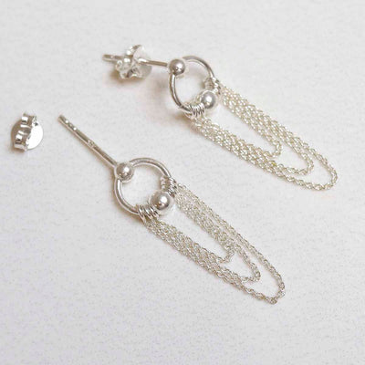 ML768 Sterling Silver Falling Chain Studs 5