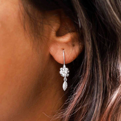 ML988 Sterling Silver Grape Drop Earrings model