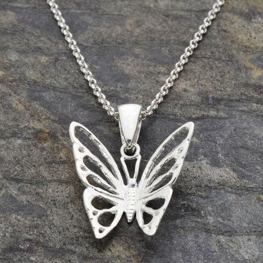 MB095P MEDIUMSILVERBUTTERFLYNECKLACE 003