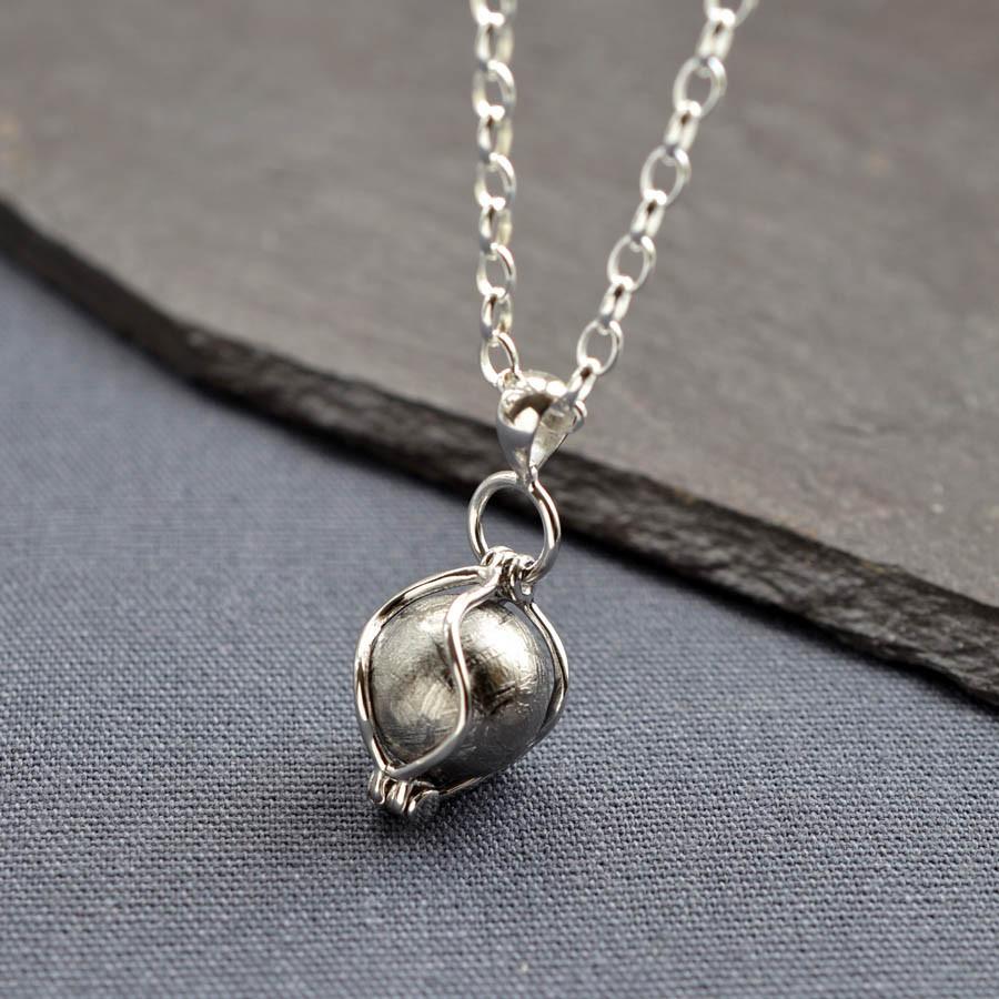 Muonionsalusta Meteorite Spinning Orb Necklace
