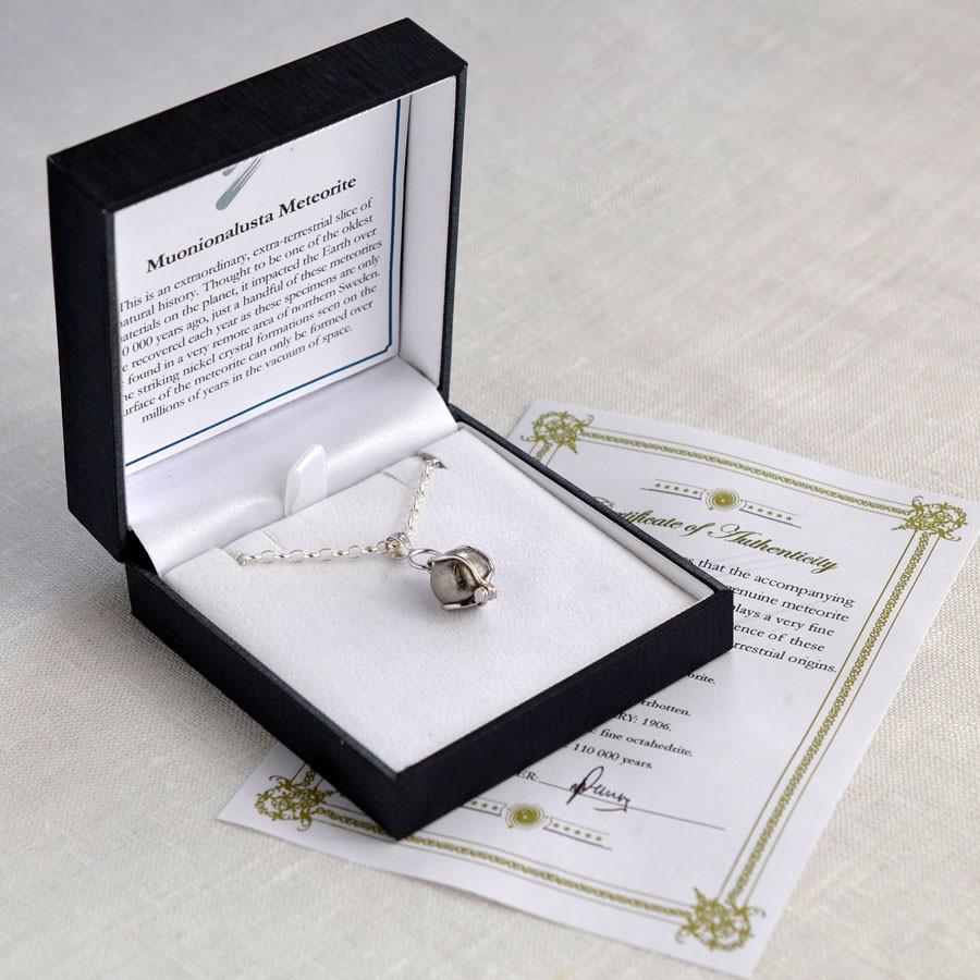 Muonionsalusta Meteorite Spinning Orb Necklace