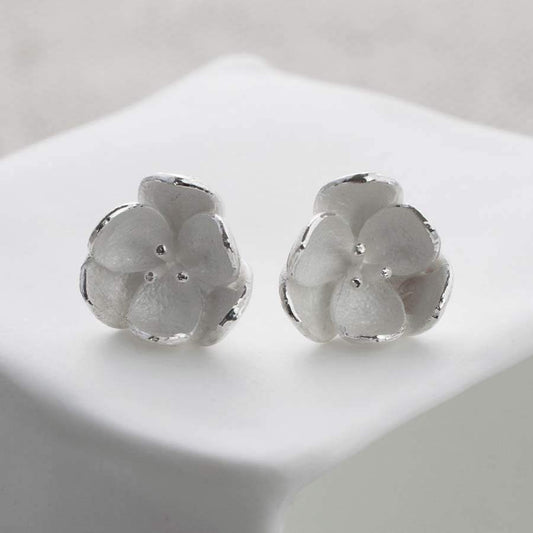 MB054E SILVERBLOSSOMSTUDEARRINGS 004