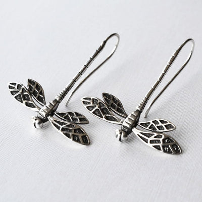 MC160E SILVERDRAGONFLYEARRINGS 006