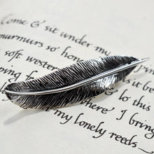 MC175B SILVERFEATHERBROOCH 003