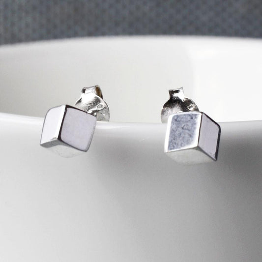 MJ0218 Silver Box Stud Earrings 1